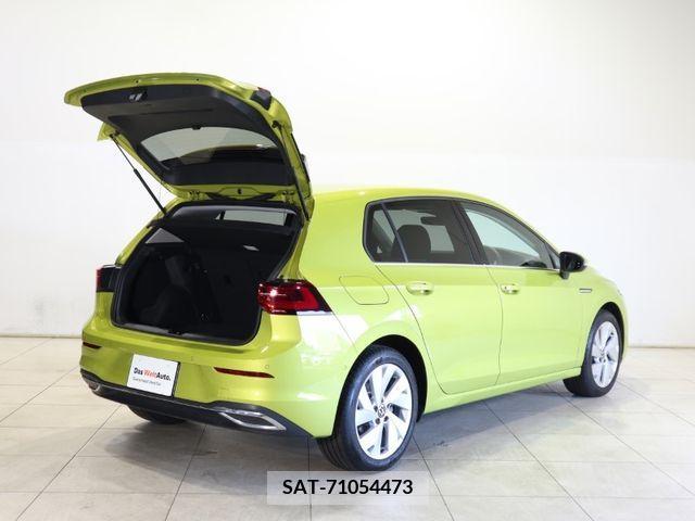 VolksWagen GOLF 2021-08 351840-8