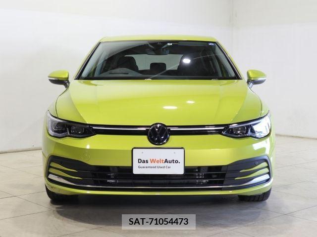VolksWagen GOLF 2021-08 351840-1