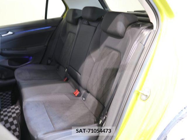 VolksWagen GOLF 2021-08 351840-23
