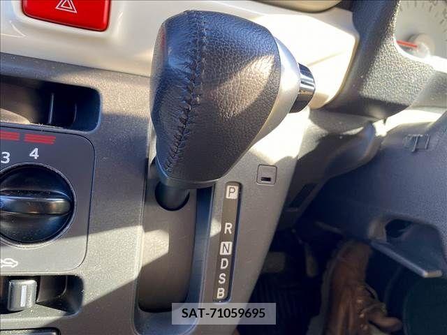 Daihatsu MIRA 2018-06 277716-16
