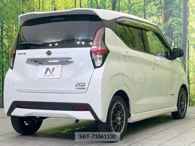 Nissan DAYZ 2019-12 358908-17