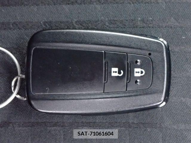 Toyota PRIUS 2018-12 281711-29