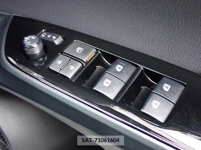 Toyota PRIUS 2018-12 281711-8