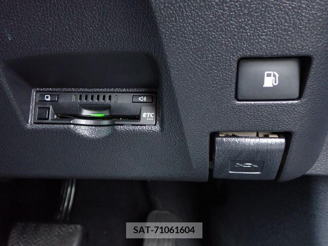 Toyota PRIUS 2018-12 281711-9