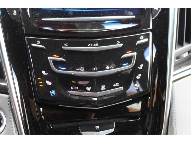 Cadillac XT6 2020-05 23470-14