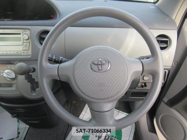Toyota SIENTA 2009-08 375152-7