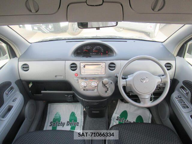 Toyota SIENTA 2009-08 375152-4