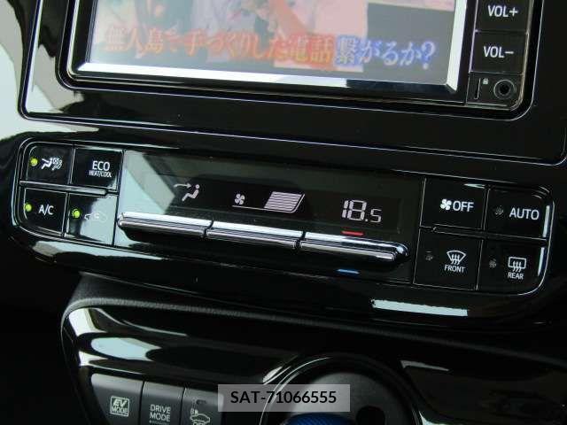 Toyota PRIUS 2019-03 322549-14