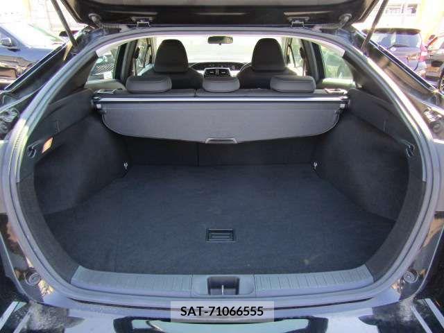 Toyota PRIUS 2019-03 322549-19