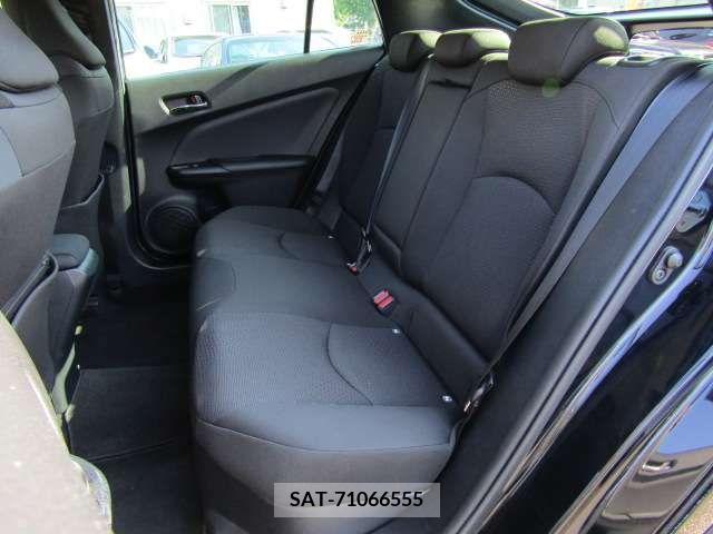 Toyota PRIUS 2019-03 322549-18