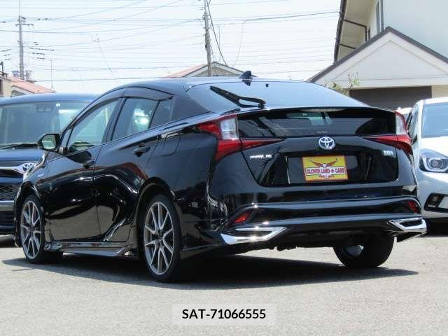 Toyota PRIUS 2019-03 322549-8