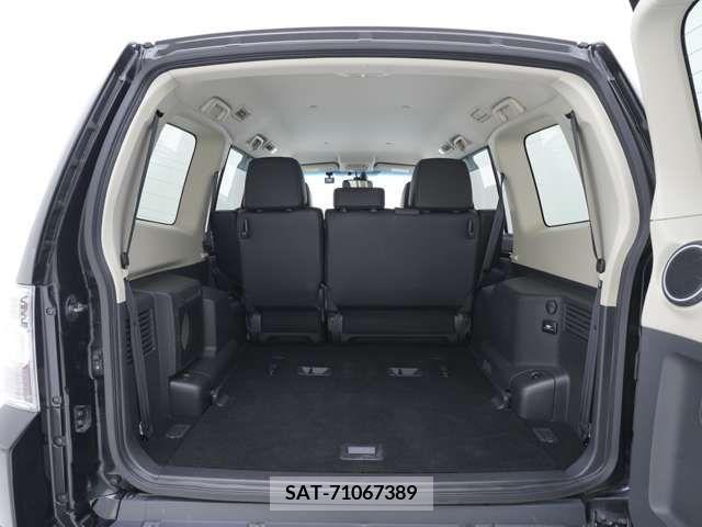 Mitsubishi PAJERO 2019-08 281174-9