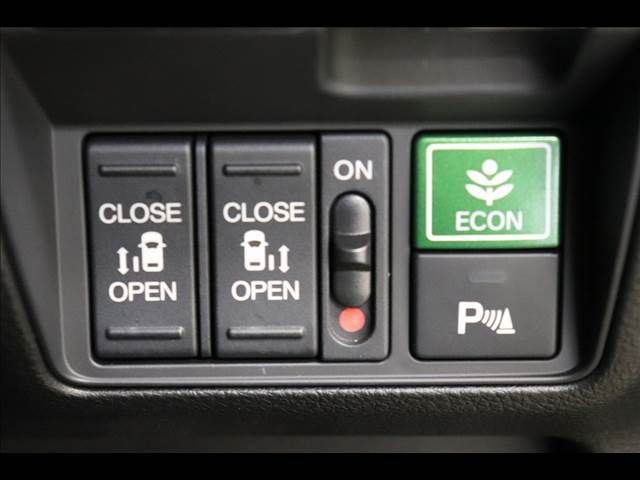 Honda ODYSSEY 2018-02 7288-1