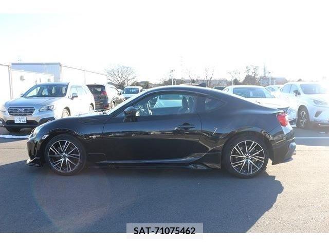 Toyota 86 2017-02 225559-8