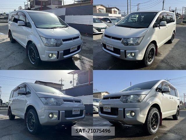 Mitsubishi DELICA D5 2013-02 242407-2