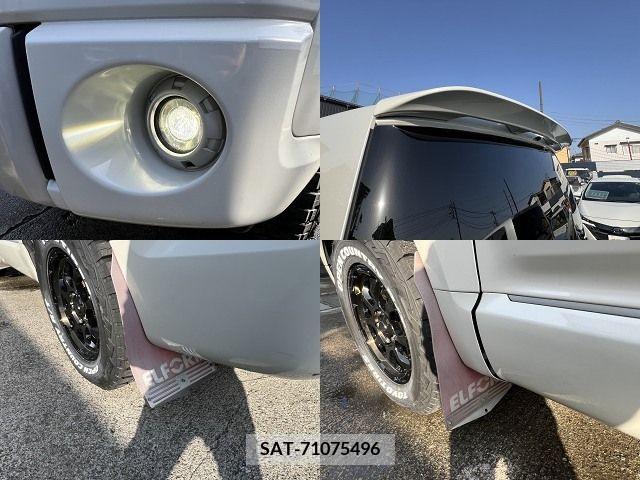 Mitsubishi DELICA D5 2013-02 242407-6