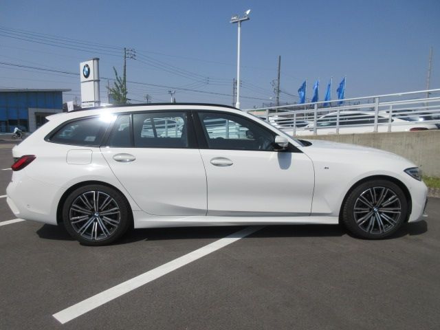 Bmw 3 SERIES 2021-12 3758-8