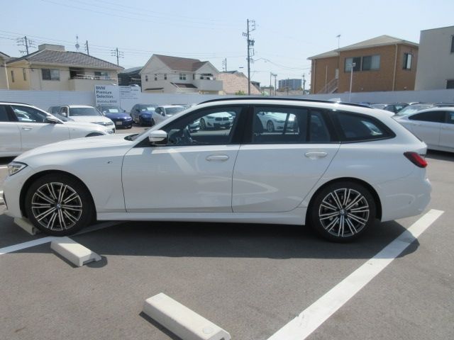Bmw 3 SERIES 2021-12 3758-9