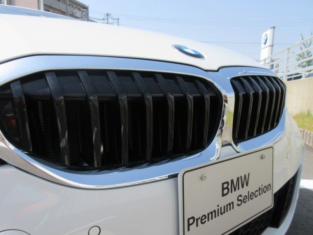 Bmw 3 SERIES 2021-12 3758-5
