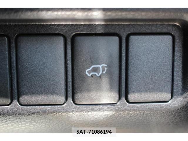 Toyota HARRIER 2018-02 360985-5