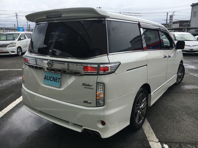 Nissan ELGRAND 2012-02 12327-3