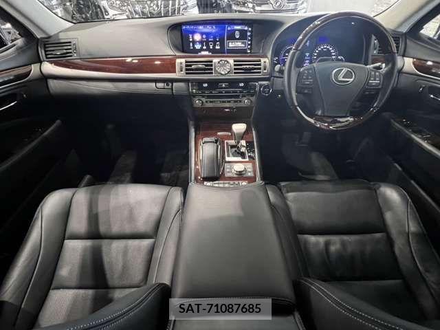 Lexus LS 2017-01 334350-16