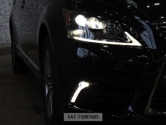 Lexus LS 2017-01 334350-13