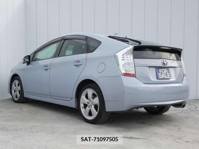 Toyota PRIUS 2009-11 327712-3