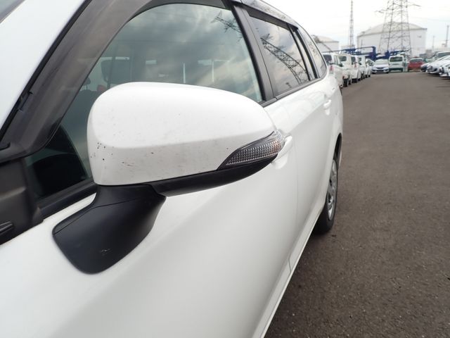 Toyota COROLLA FIELDER 2018-11 181374-3