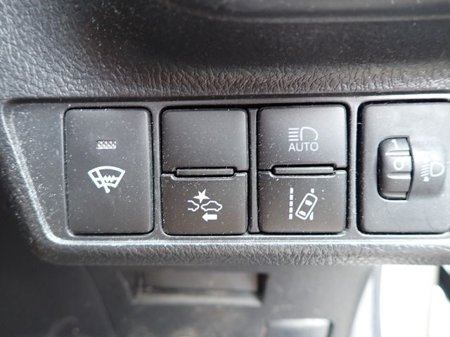 Toyota COROLLA FIELDER 2018-11 181374-9