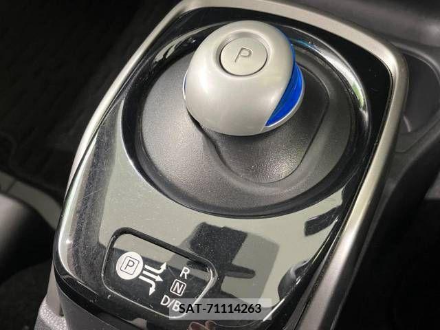 Nissan NOTE 2017-03 379204-19