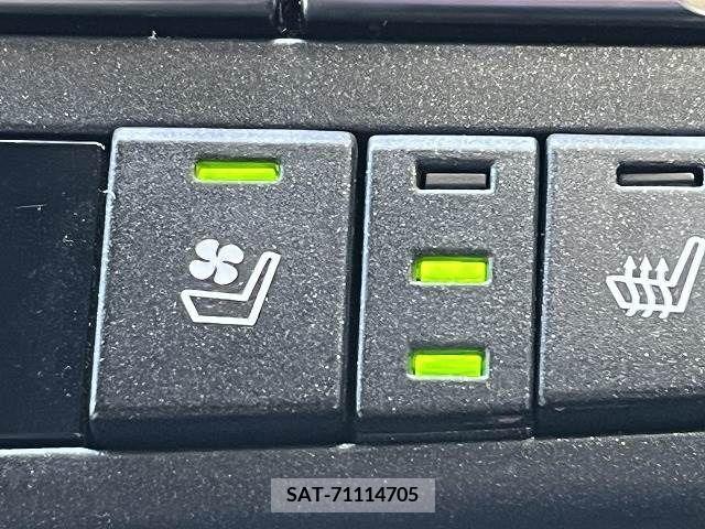Lexus NX 2018-03 275696-6