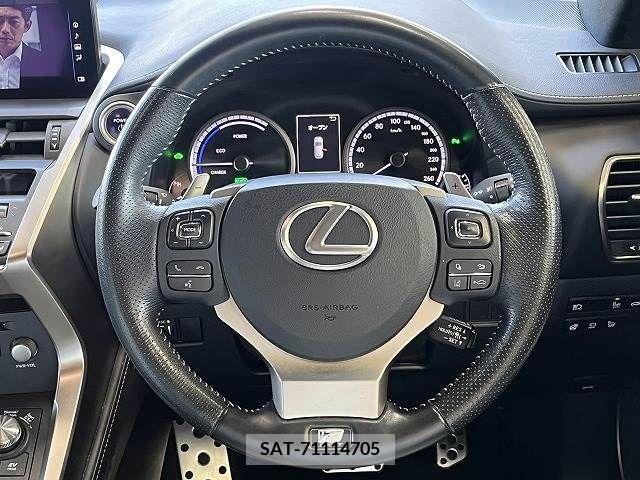 Lexus NX 2018-03 275696-4