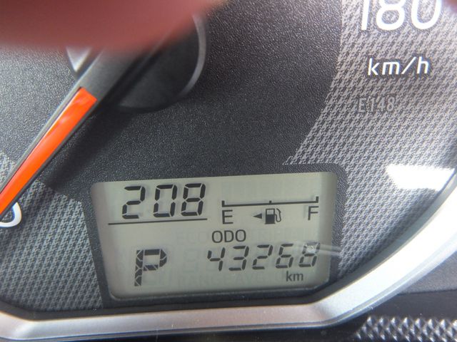Toyota COROLLA AXIO 2013-12 2080-16