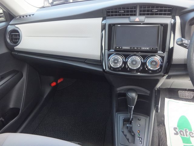 Toyota COROLLA AXIO 2013-12 2080-17