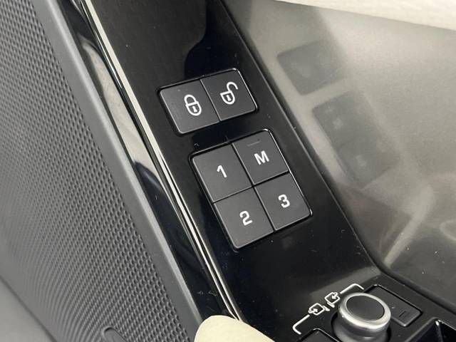 ROVER RANGE ROVER 2018-09 10756-6