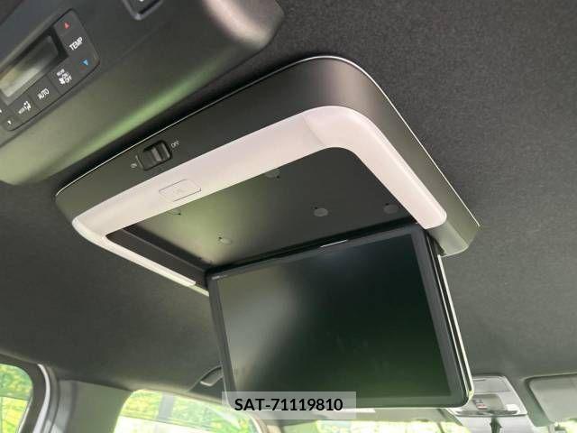 Honda e 2023-11 339191-3