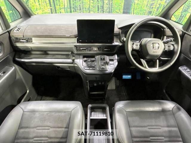 Honda e 2023-11 339191-1