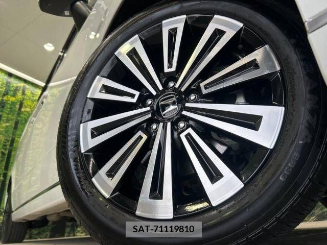Honda e 2023-11 339191-15