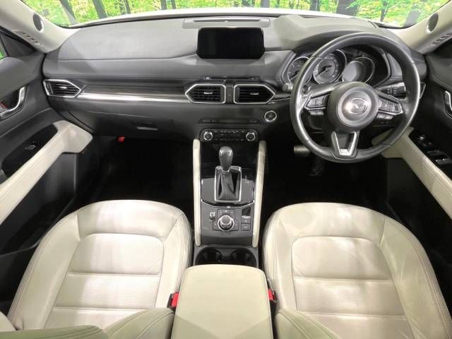 Mazda CX-5 2017-02 13740-1