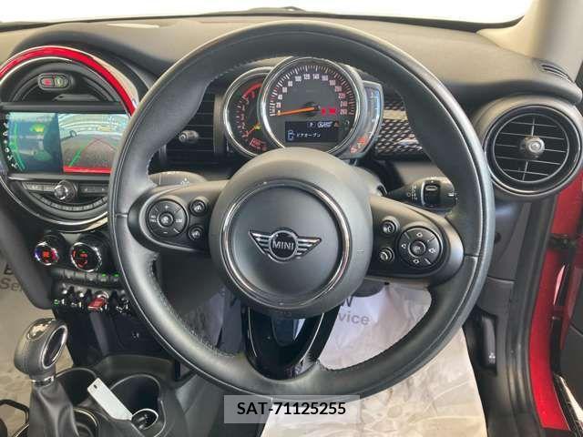 Bmw MINI 2019-03 319818-9