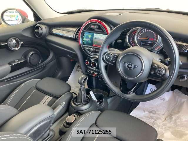 Bmw MINI 2019-03 319818-8