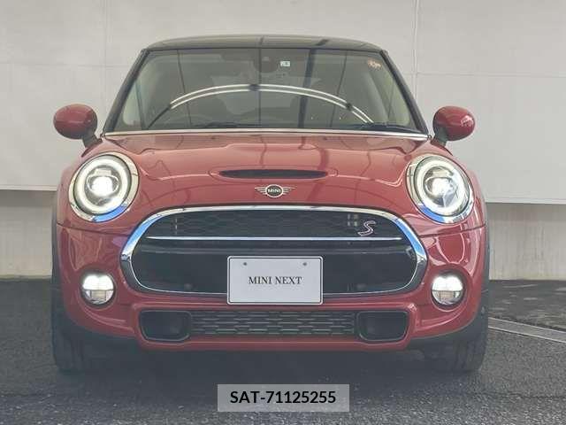 Bmw MINI 2019-03 319818-3