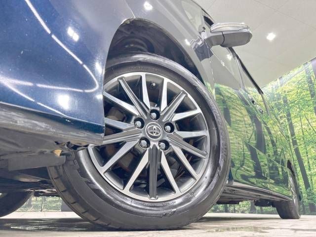 Toyota VOXY 2015-02 193408-13