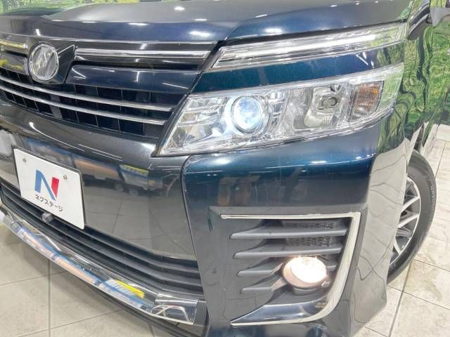 Toyota VOXY 2015-02 193408-12
