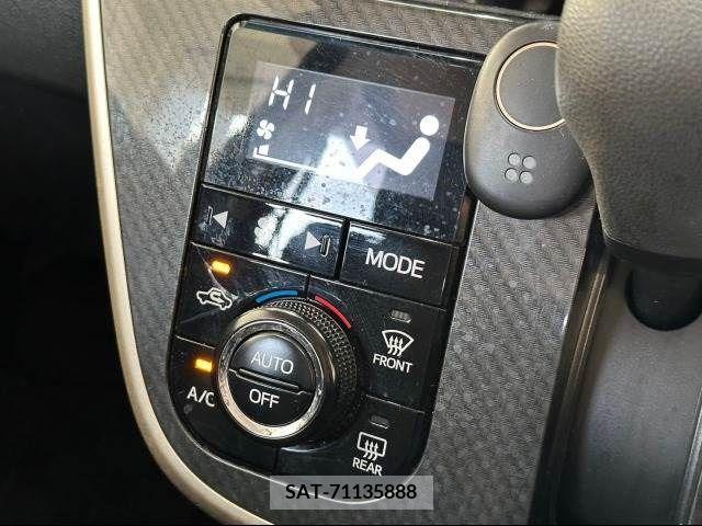 Daihatsu MOVE CUSTOM 2016-02 211534-7