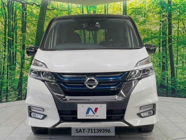 Nissan SERENA 2018-04 343797-15