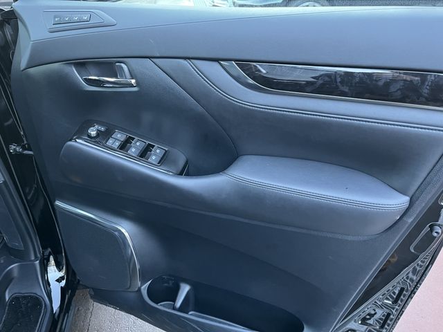 Toyota ALPHARD HYBRID 2018-11 67-17