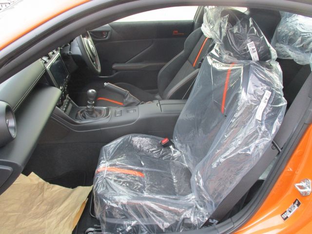 Toyota 86 2023-02 2235-19