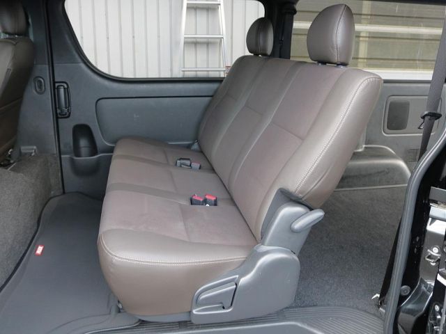 Toyota HIACE VAN 2018-11 28050-9